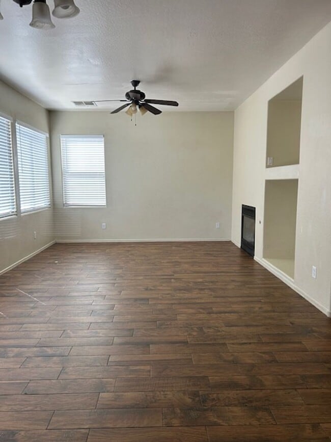Building Photo - Gilbert rental near ASU Polytech