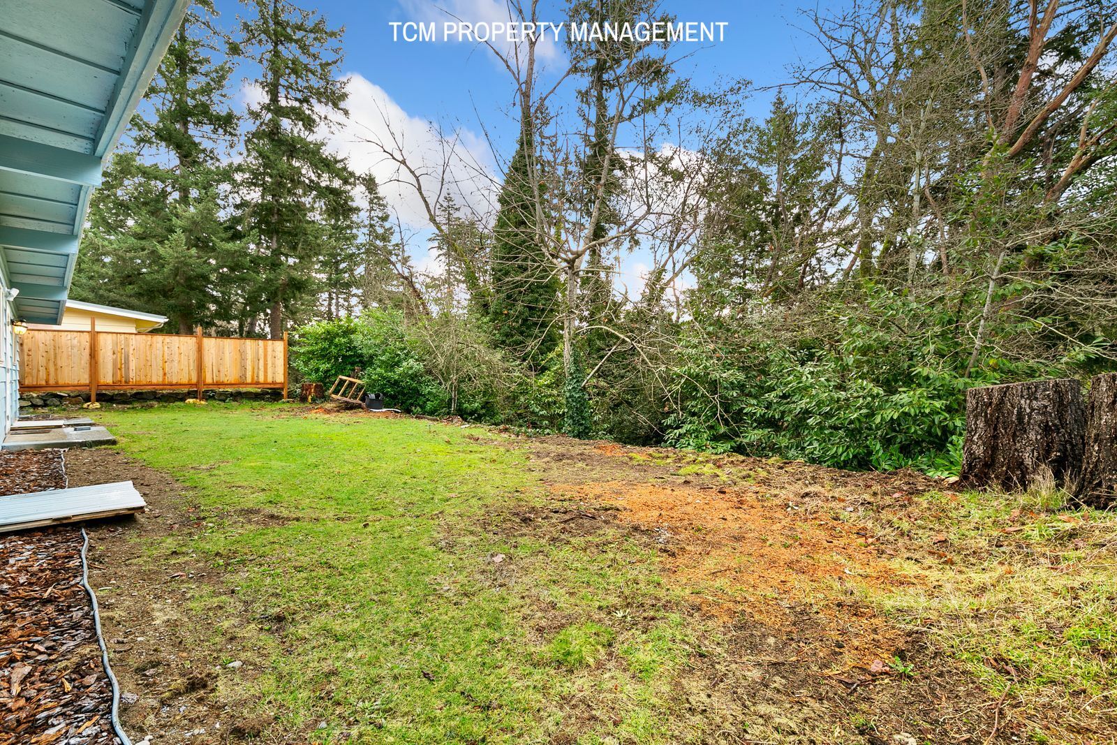 Building Photo - 14215 SE 41st St