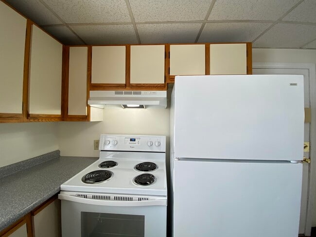 Building Photo - 133 Second St