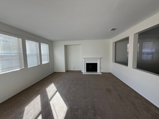 Building Photo - 11155 Picard Pl