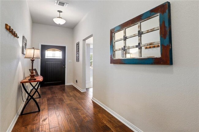 Building Photo - 4130 Kingsley Ave