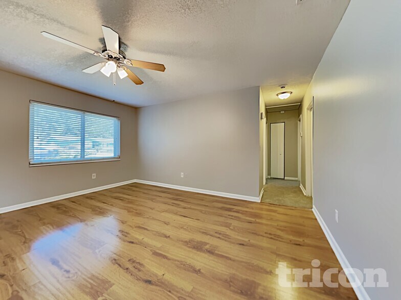 Building Photo - 12293 103rd St N