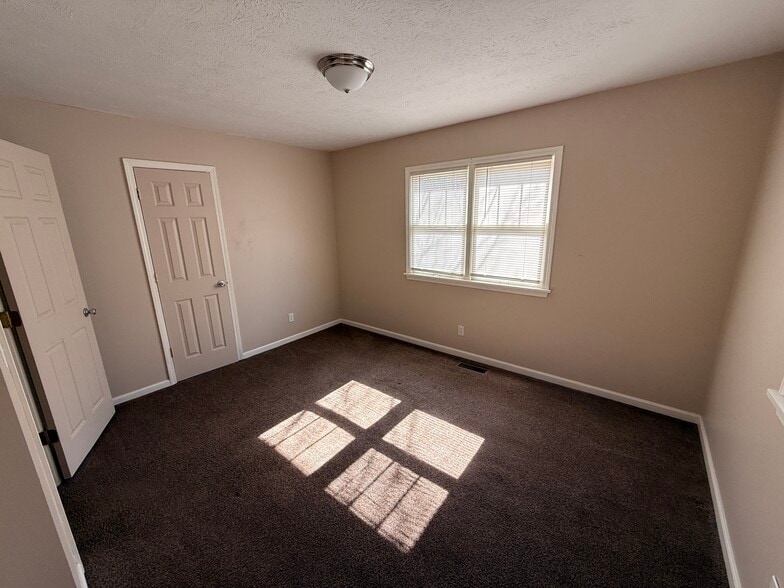 Building Photo - 1511 High St