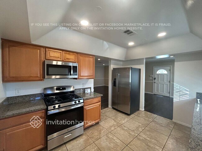 Building Photo - 10751 Woodward Ave