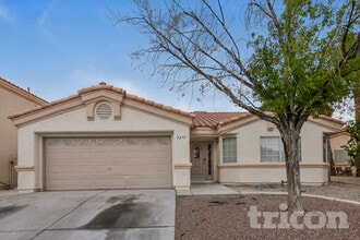 Building Photo - 5235 Southern Cypress Ct