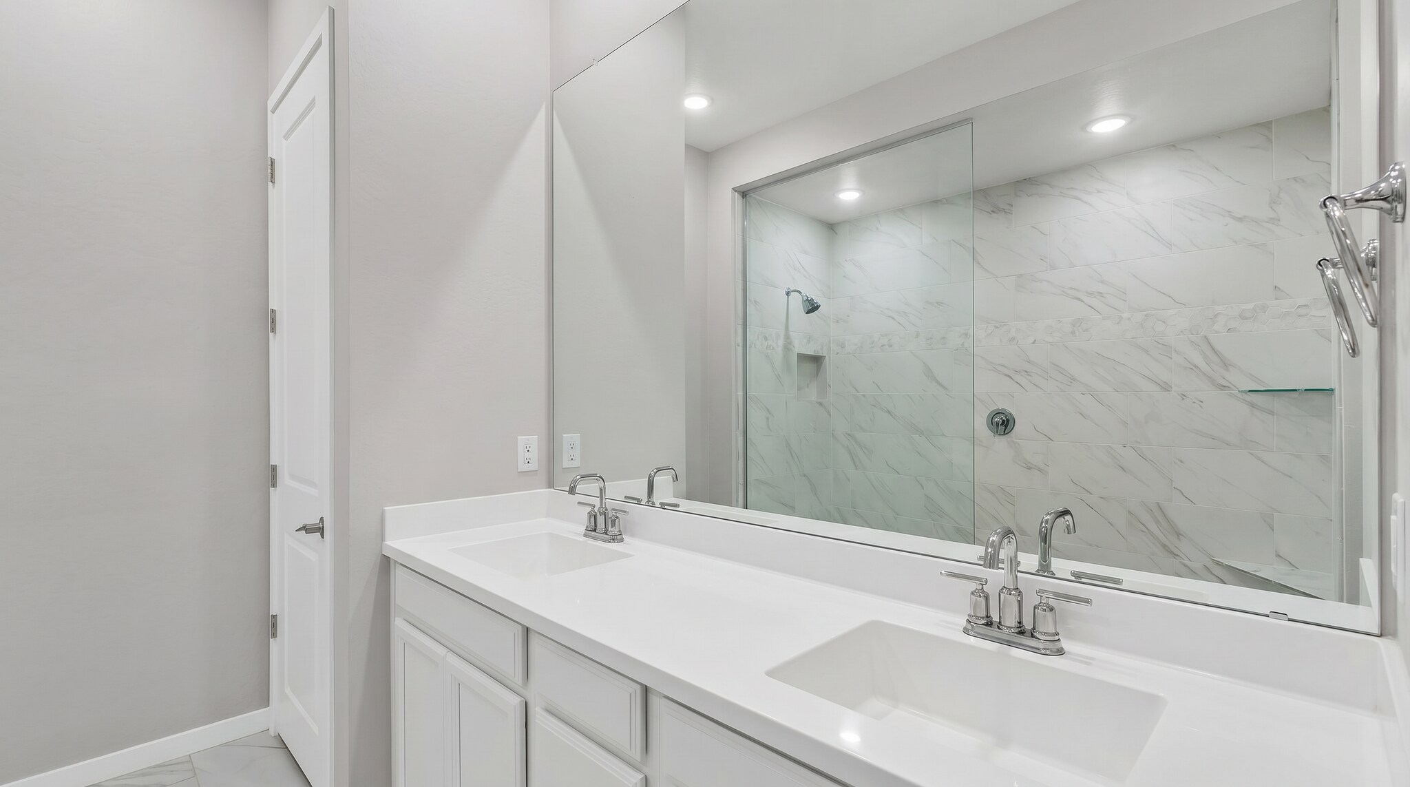Primary Bath - 14027 W Desert Flower Dr