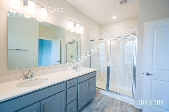 Building Photo - 537 Steinbeck Pl