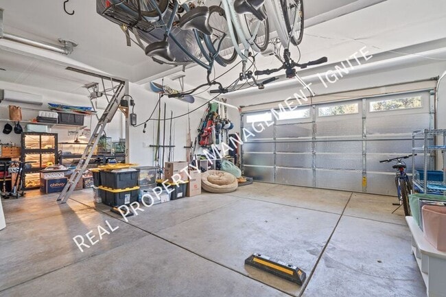 Building Photo - 20452 SE Senden Ln