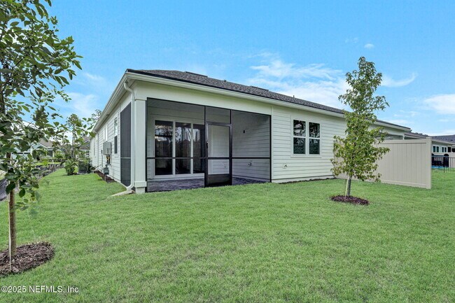 Building Photo - 119 Latham Dr