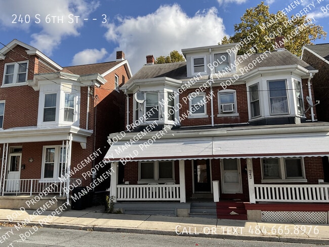 Building Photo - 240 S 6th St