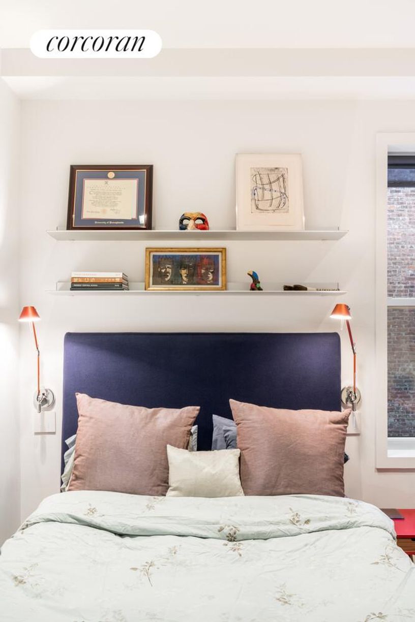 Building Photo - 430 W 116th St