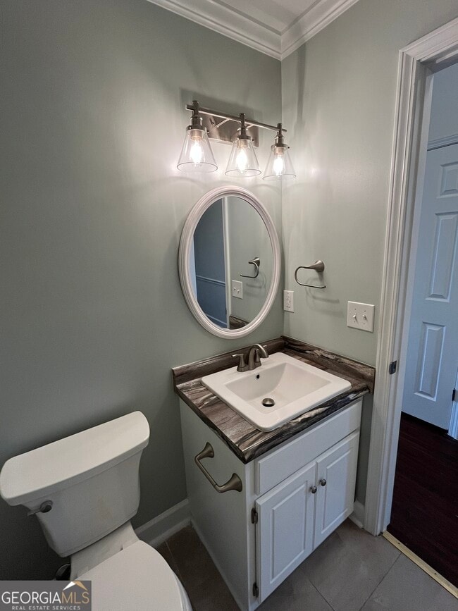 Building Photo - 65 E Main St