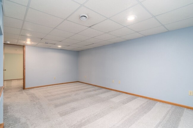 Building Photo - Beautiful Single Family Home