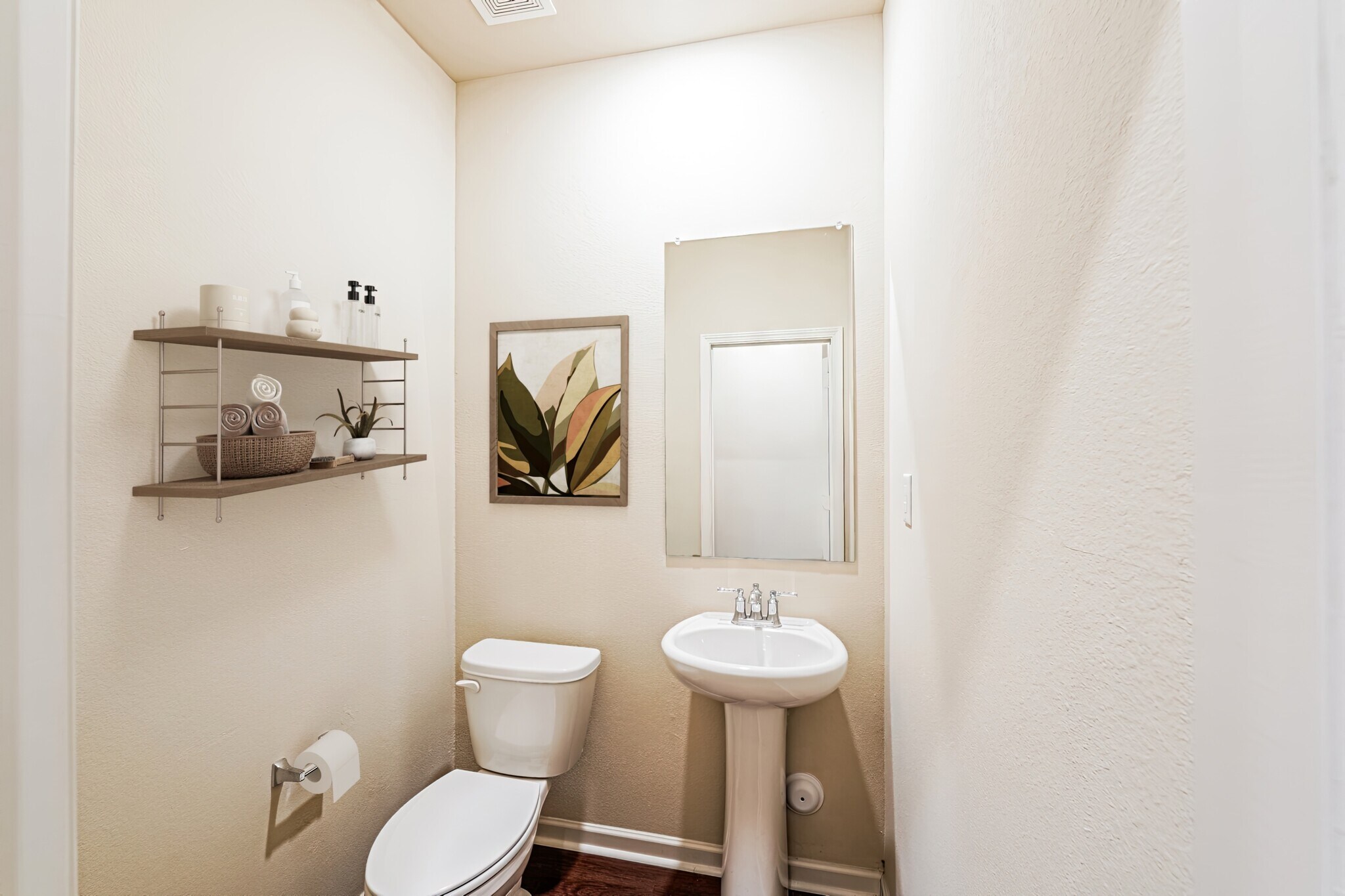 Building Photo - 6383 Rainbow Row