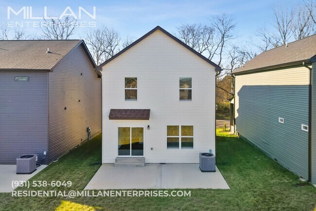 Building Photo - Contemporary 3-Bedroom Beauty with Walk-In Closet and Tile Shower Retreat