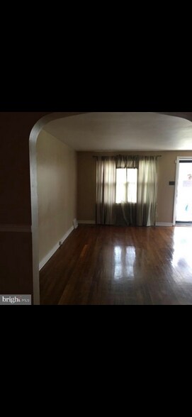 Building Photo - 2453 Berryhill St