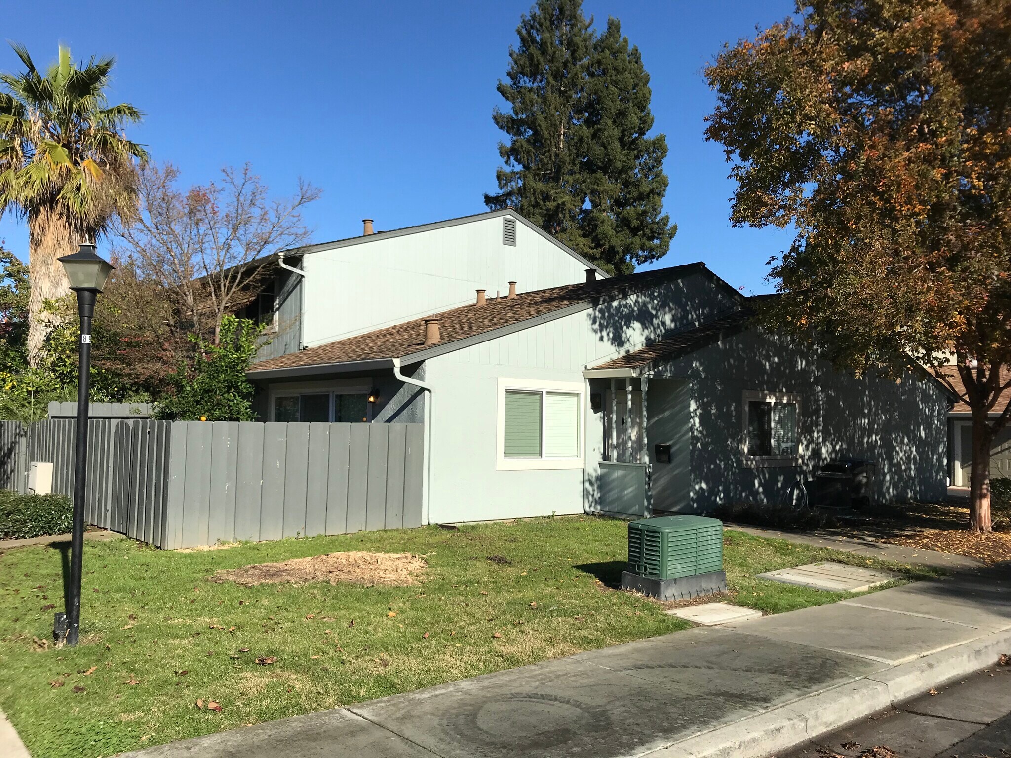 Building Photo - 497 Daisydell Court