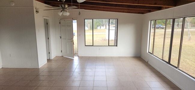 Building Photo - 205 Peninsula Rd