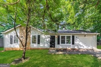 Building Photo - 417 Fire Fly Dr