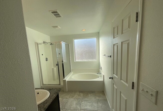 Building Photo - 1051 Admiral Emblem St