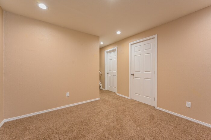 Building Photo - 8774 Apache Plume Dr