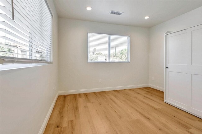 Building Photo - 2205 Camden Ave
