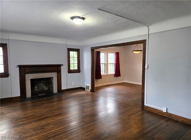 Building Photo - 3557 Lynnfield Rd