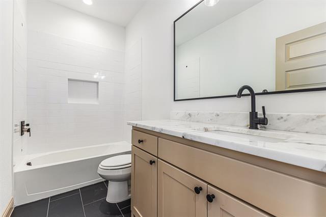 Building Photo - 7636 Trailridge Dr