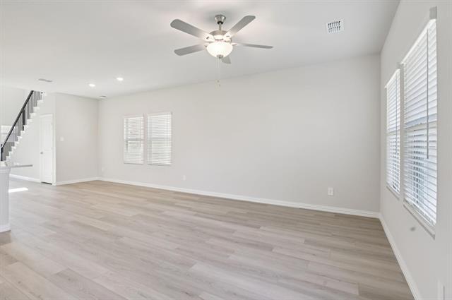 Building Photo - 717 Leavenworth Dr