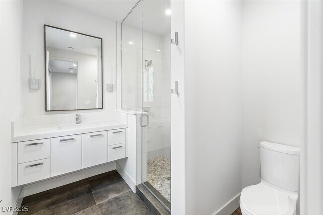 Building Photo - 386 Tranquil Peak Ct