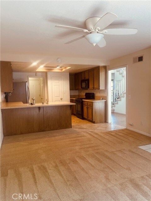 Building Photo - 928 Lotus Cir