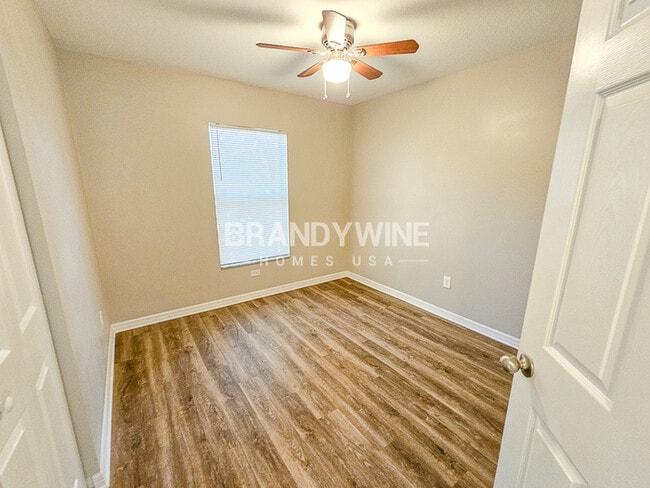 Building Photo - NEW Lower Rental Rate Leasing Special: Mar...