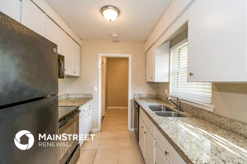 Building Photo - 10655 Tulsa Rd