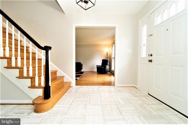 Building Photo - 9808 Korman Ct