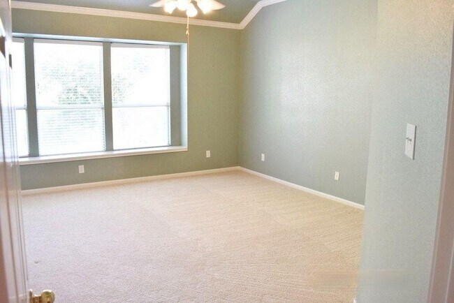 Building Photo - 1837 Maize Bend Dr
