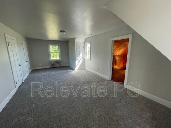 Building Photo - 10322 Cox Rd