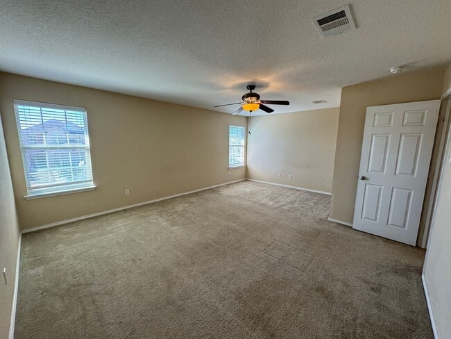 Building Photo - 107 W Gemini Ln