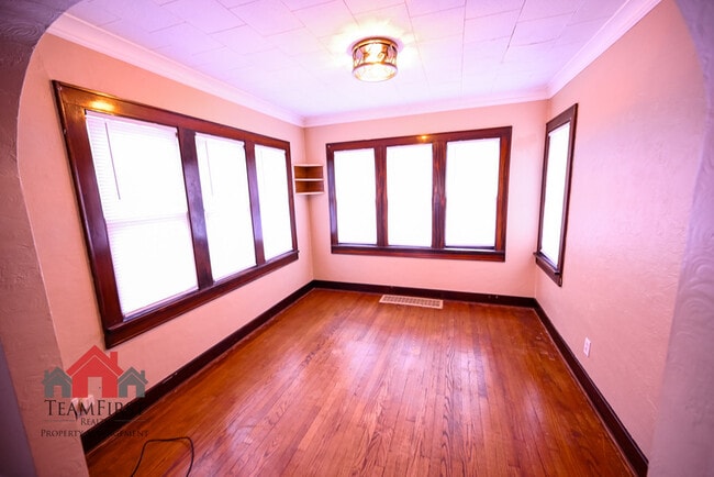 Building Photo - 1232 Eliza St