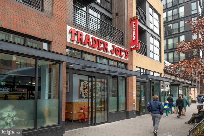 Building Photo - 1209 13th St NW