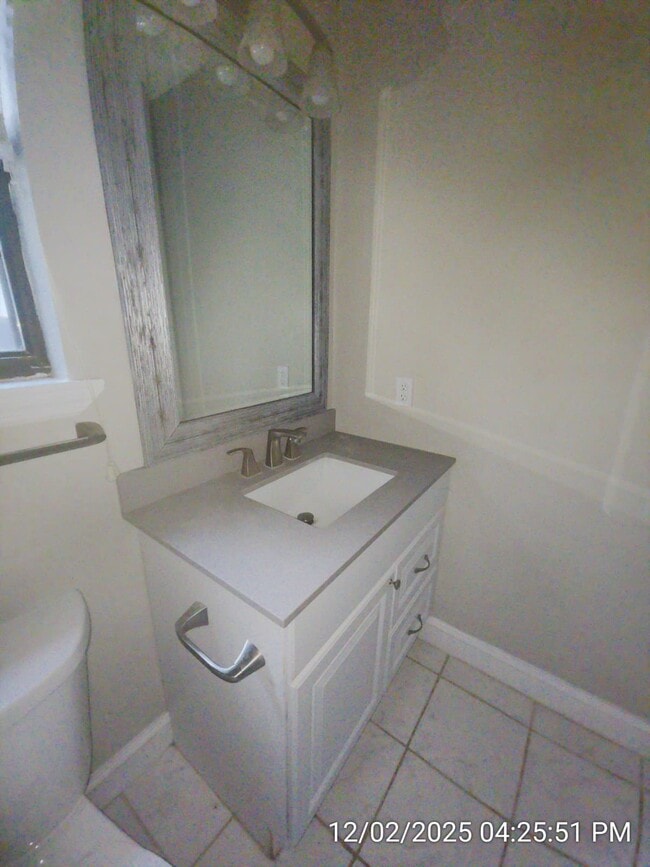 Building Photo - 1017 Varnedoe St