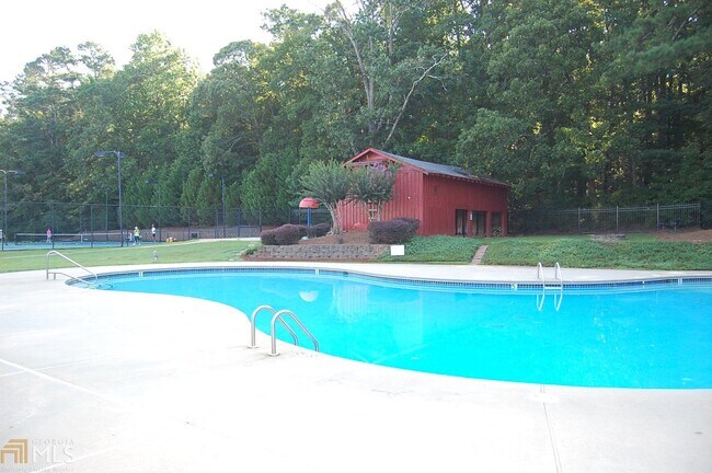 Building Photo - 202 Mill Pond Crossing