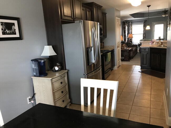 Building Photo - 126 Kenton Ln