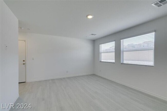 Building Photo - COMING SOON - Ready no later than the begi...
