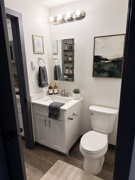 Building Photo - 4544 20th Ave NE