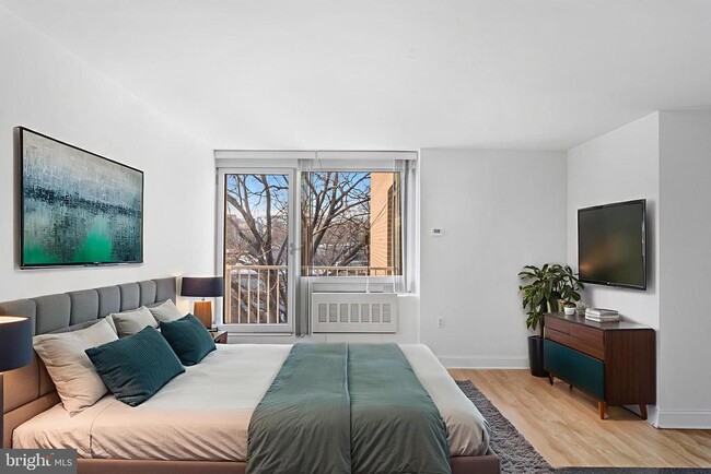 Building Photo - 800 4th St SW