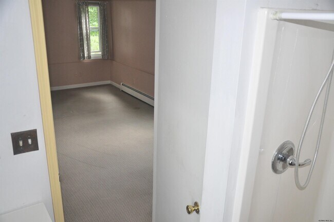 Building Photo - 23 S Main St