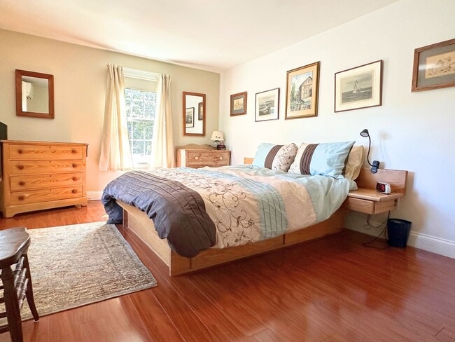 Building Photo - Winter Rental: Available Now-June 30th