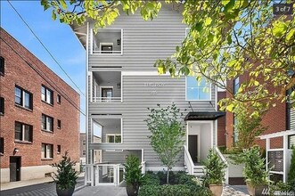 Building Photo - Modern Apartments in Prime Queen Anne Loca...