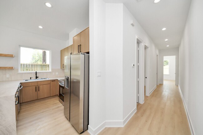Building Photo - 4607 Gunter St