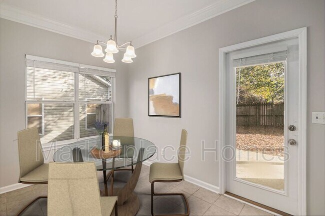 Building Photo - 9447 Brook Forest Cir